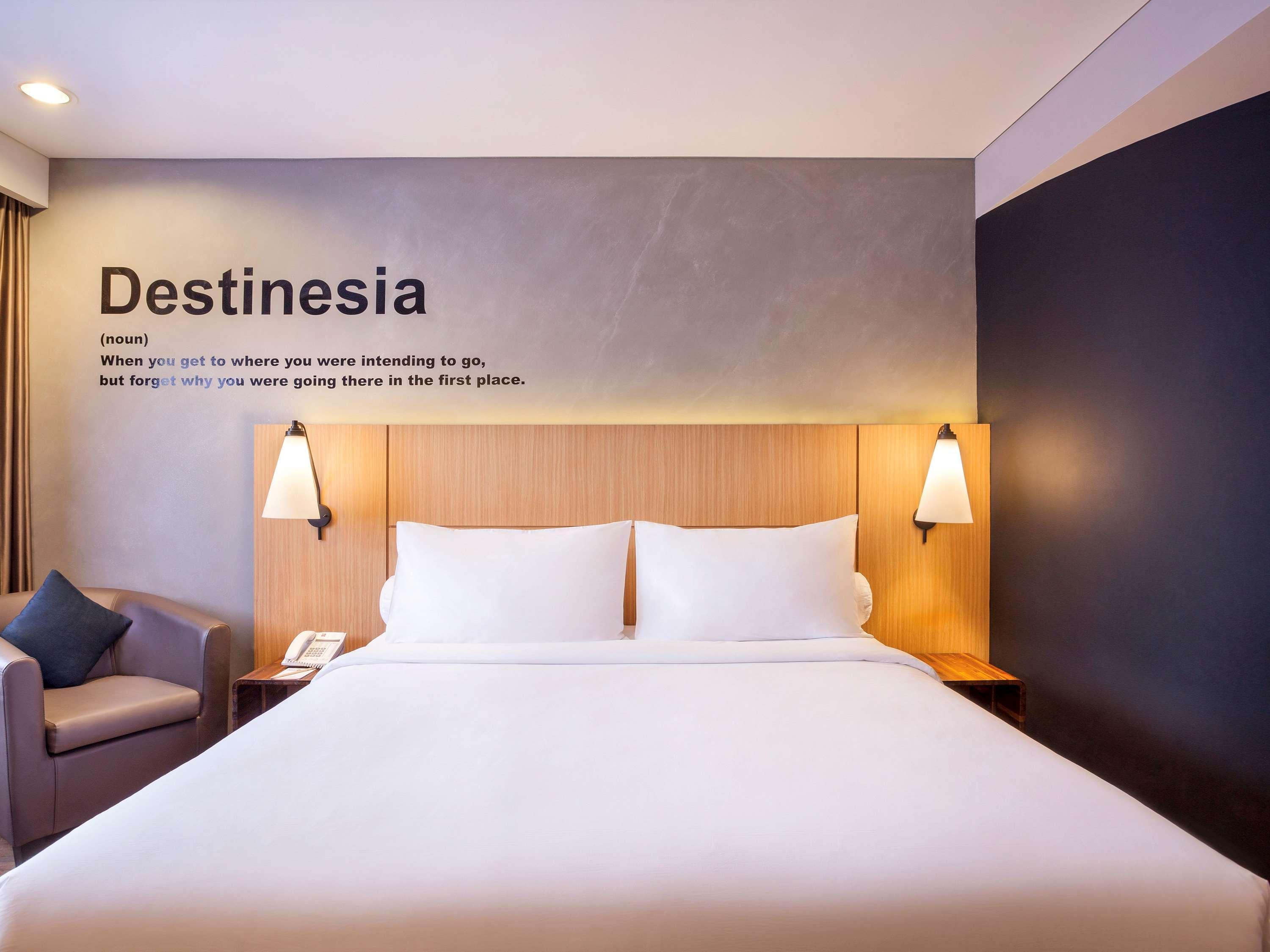 Ibis Pontianak City Center Extérieur photo