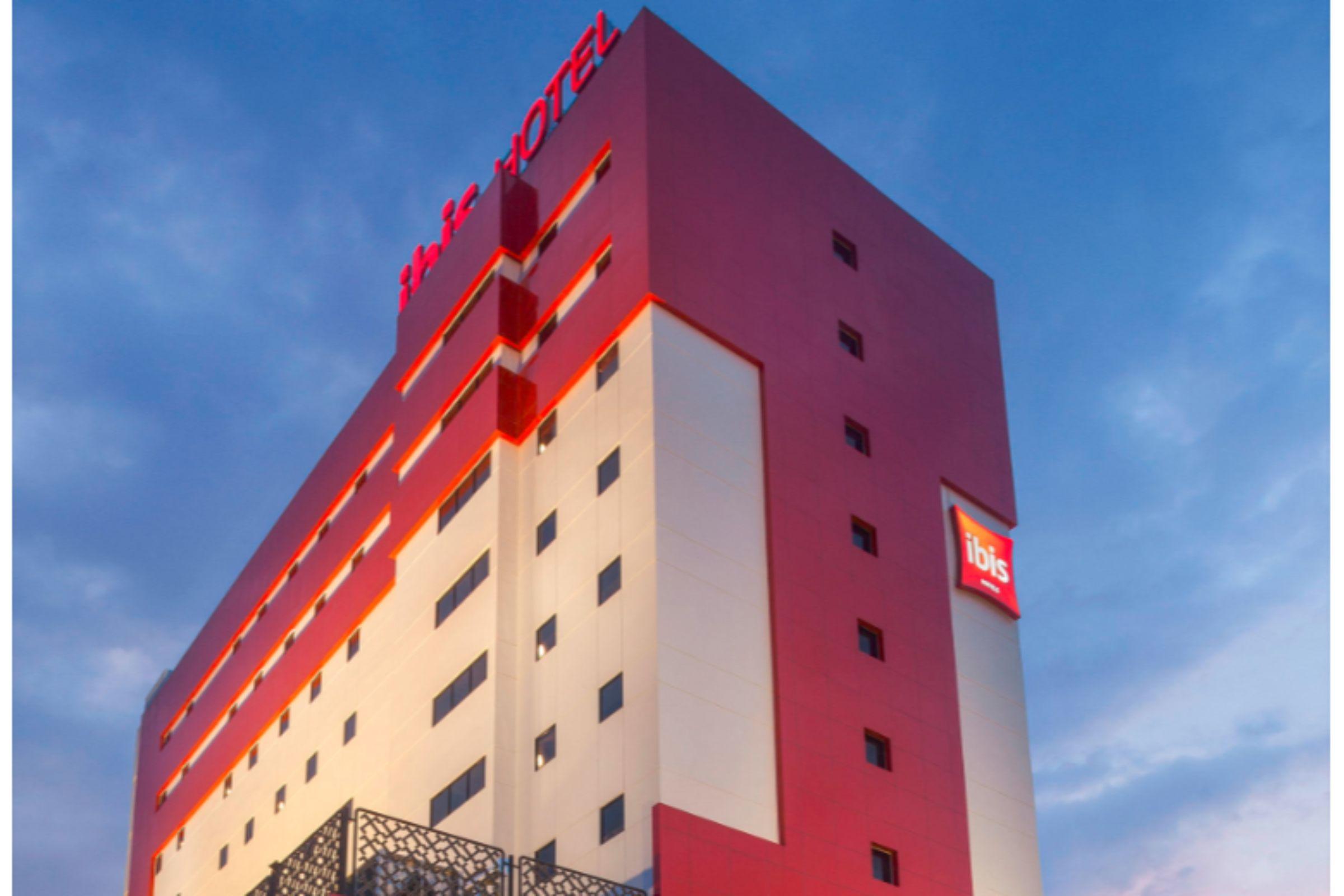 Ibis Pontianak City Center Extérieur photo